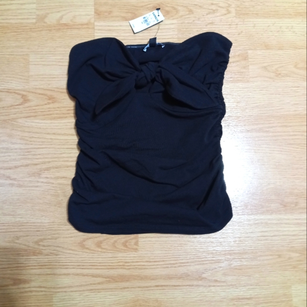 Express strapless top. NWT. Size xs. Black.